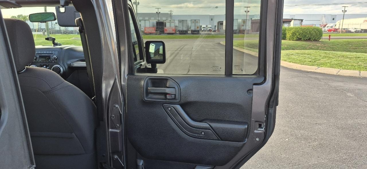 Jeep Wrangler Unlimited 4WD 4dr Sport 2014