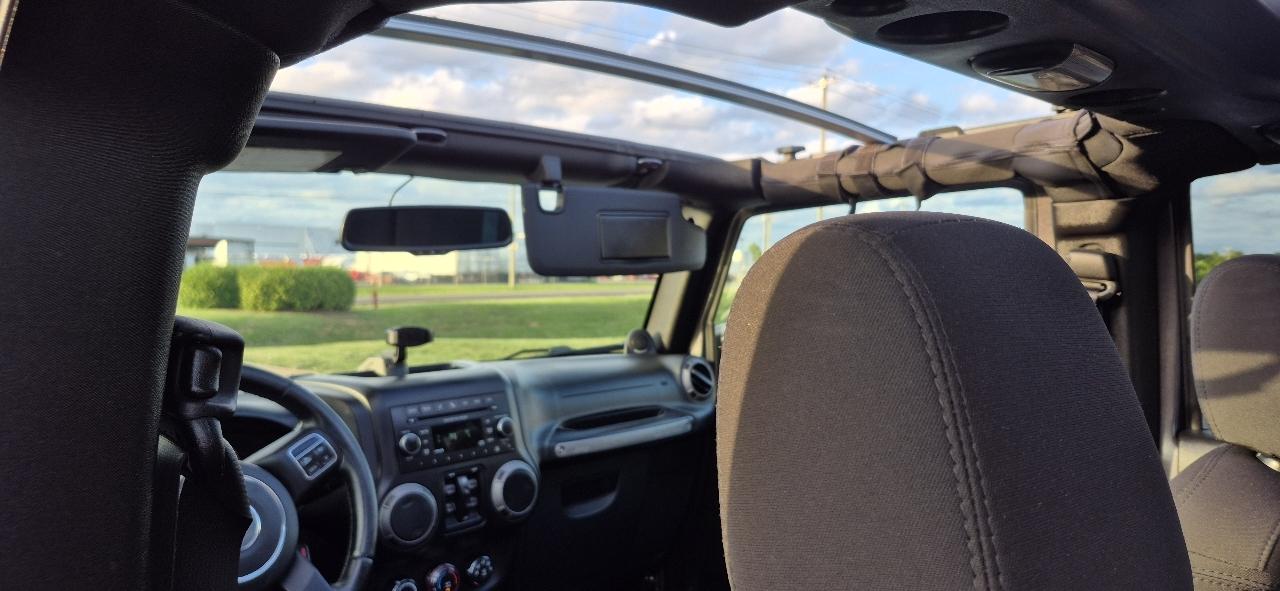 Jeep Wrangler Unlimited 4WD 4dr Sport 2014