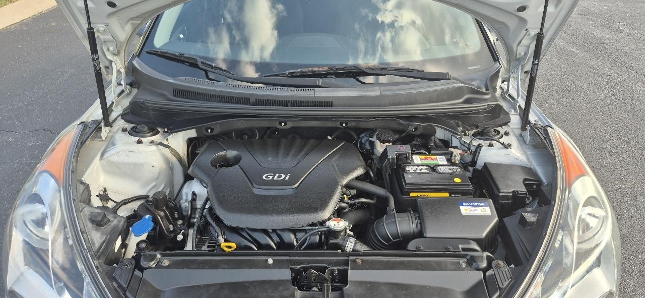 Hyundai Veloster 3D Coupe 2016