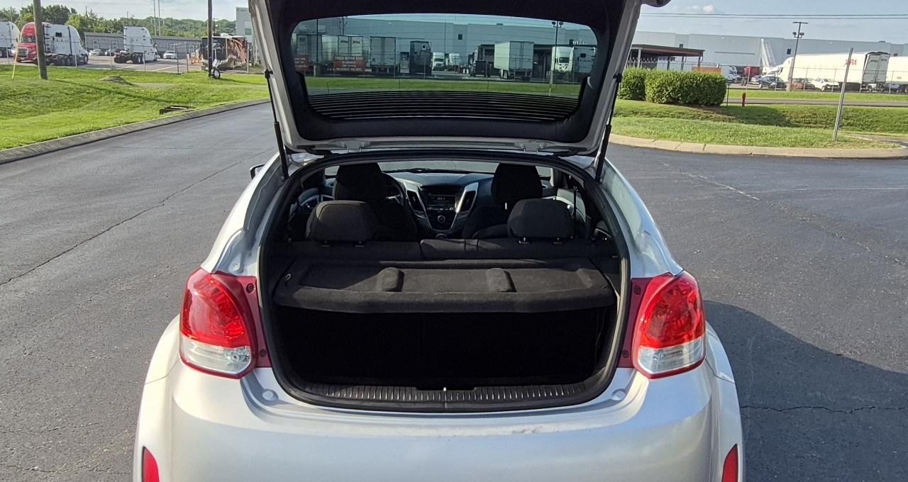 Hyundai Veloster 3D Coupe 2016