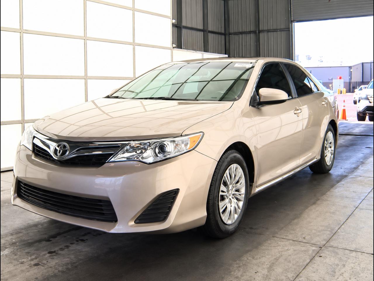 Toyota Camry LE 2014