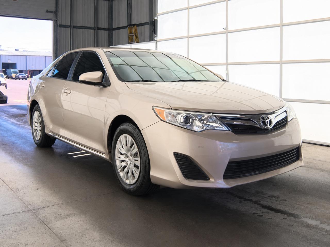 Toyota Camry LE 2014