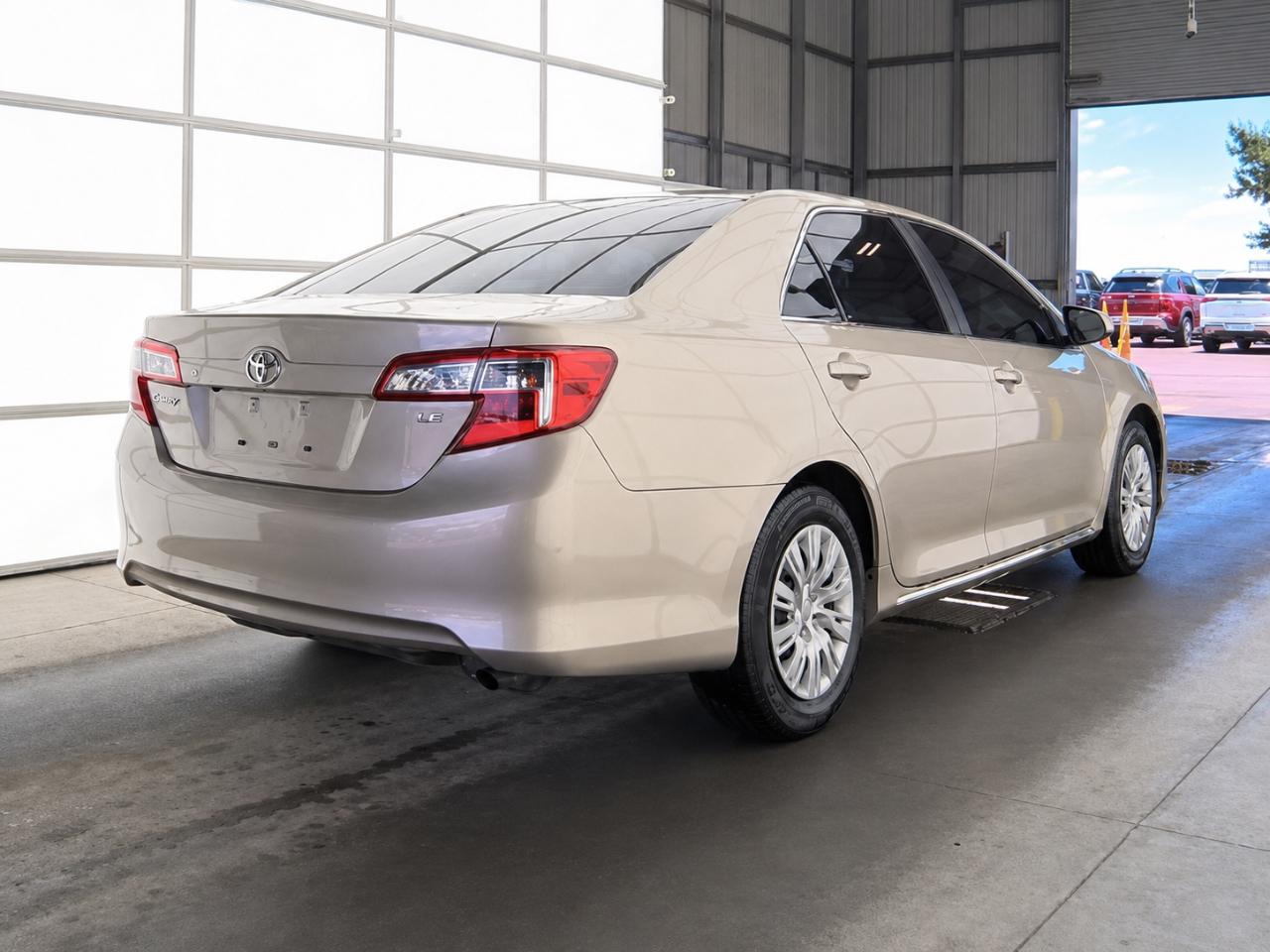 Toyota Camry LE 2014