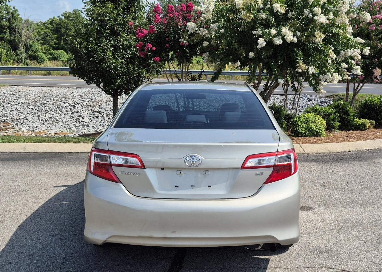 Toyota Camry LE 2014