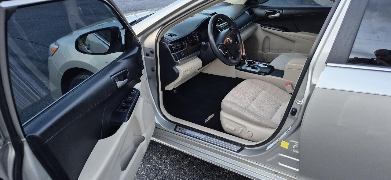 Toyota Camry LE 2014