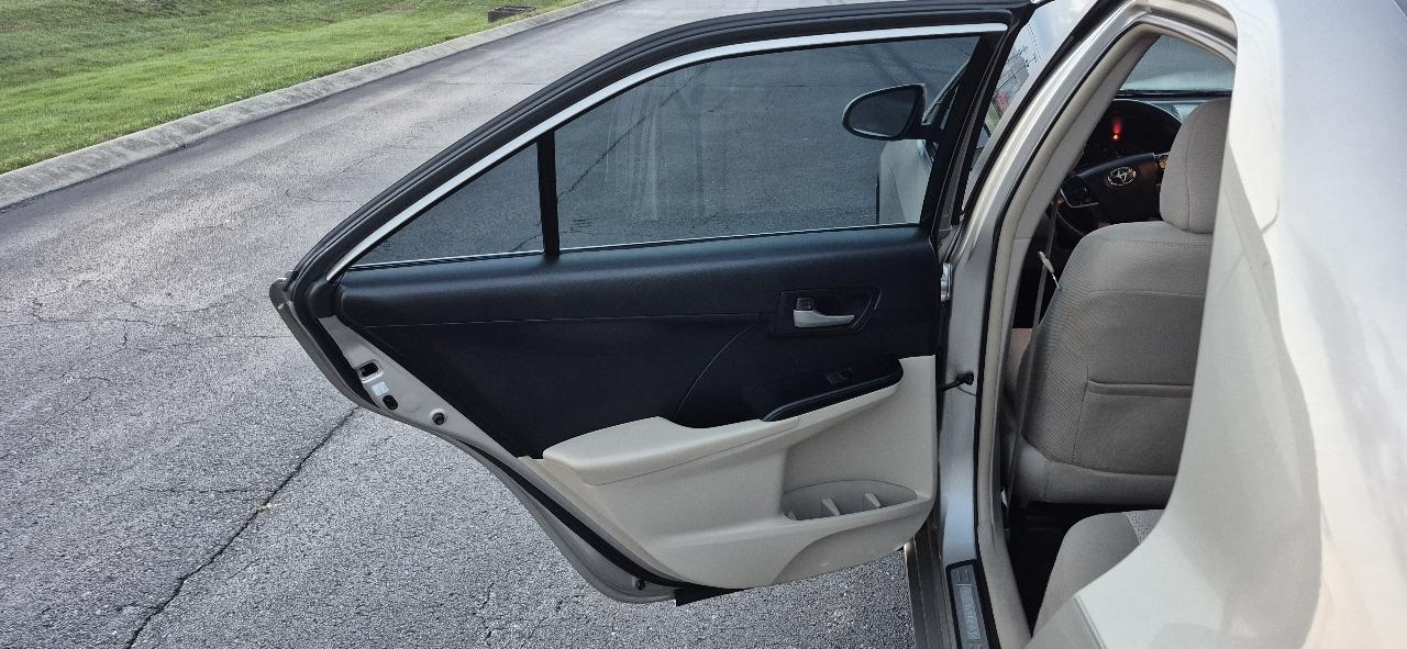 Toyota Camry LE 2014