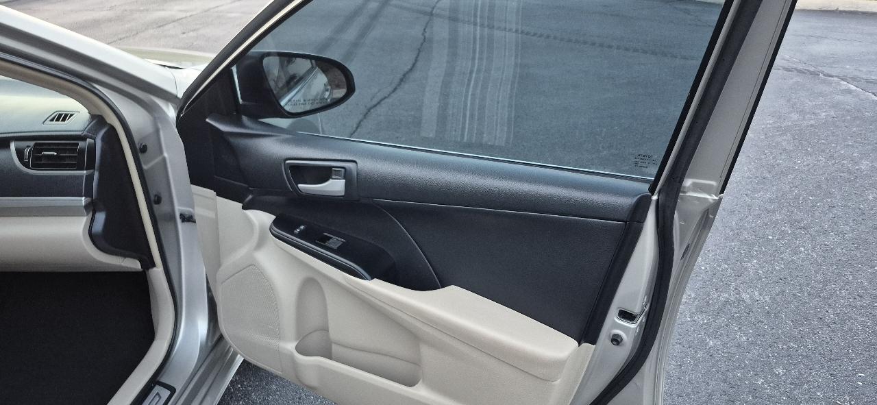 Toyota Camry LE 2014