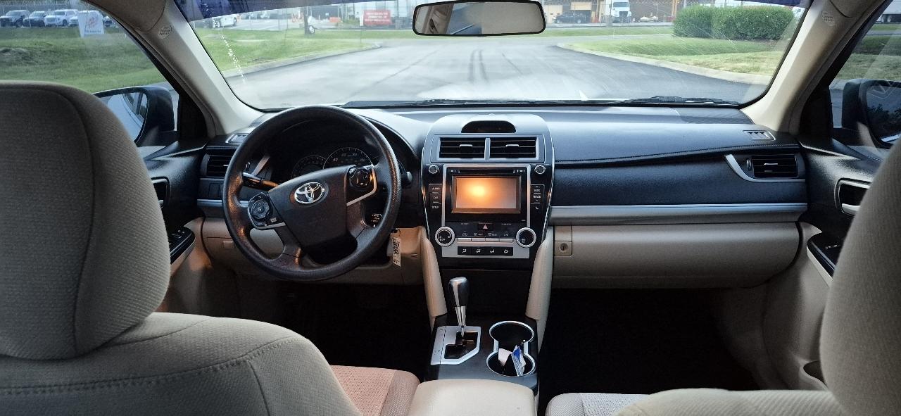 Toyota Camry LE 2014