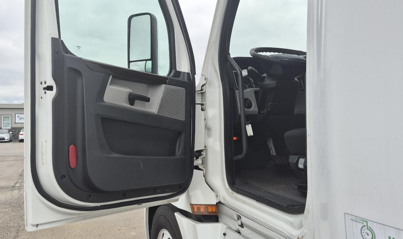 Freightliner New Cascadia 126  2020