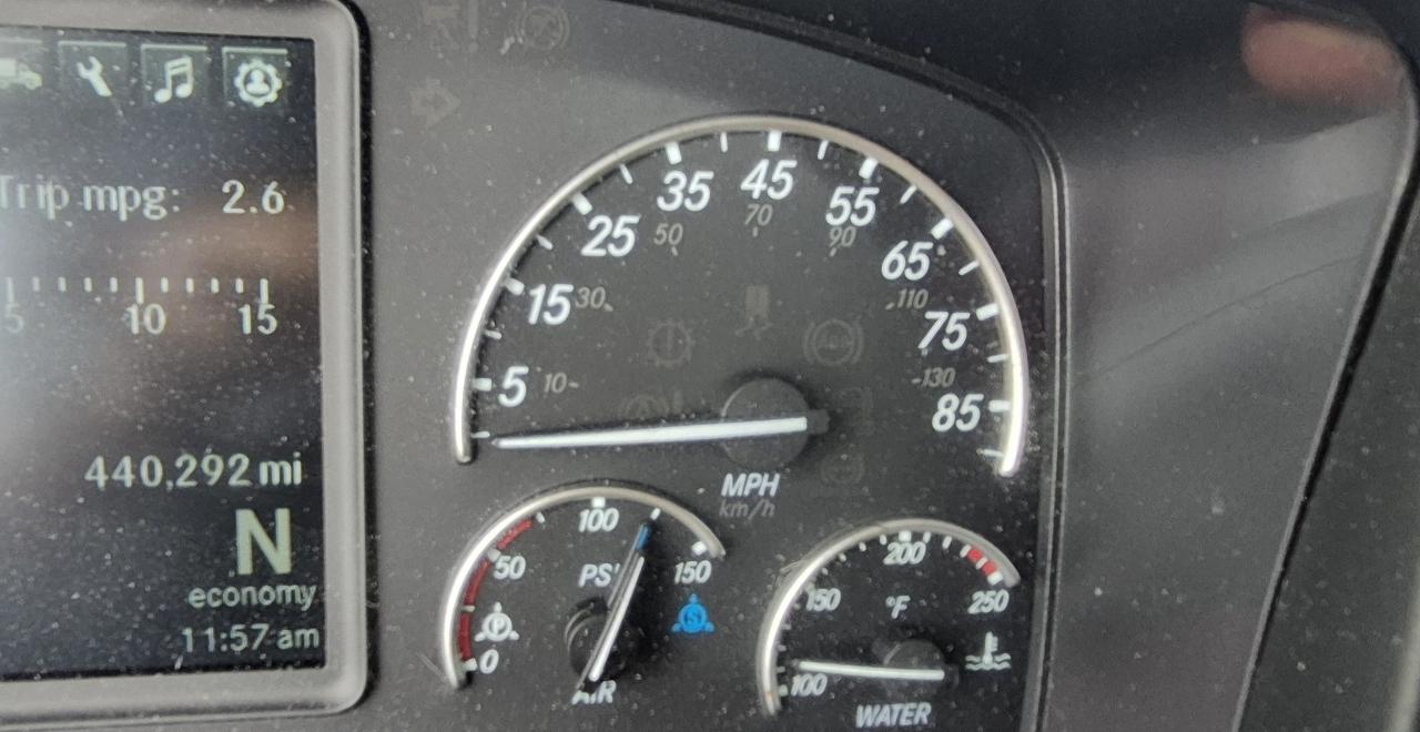 Freightliner New Cascadia 126  2022