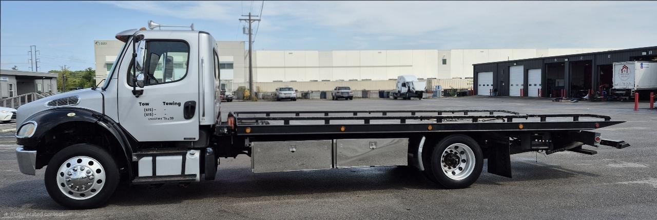 Freightliner M2 106 Medium Duty  2014
