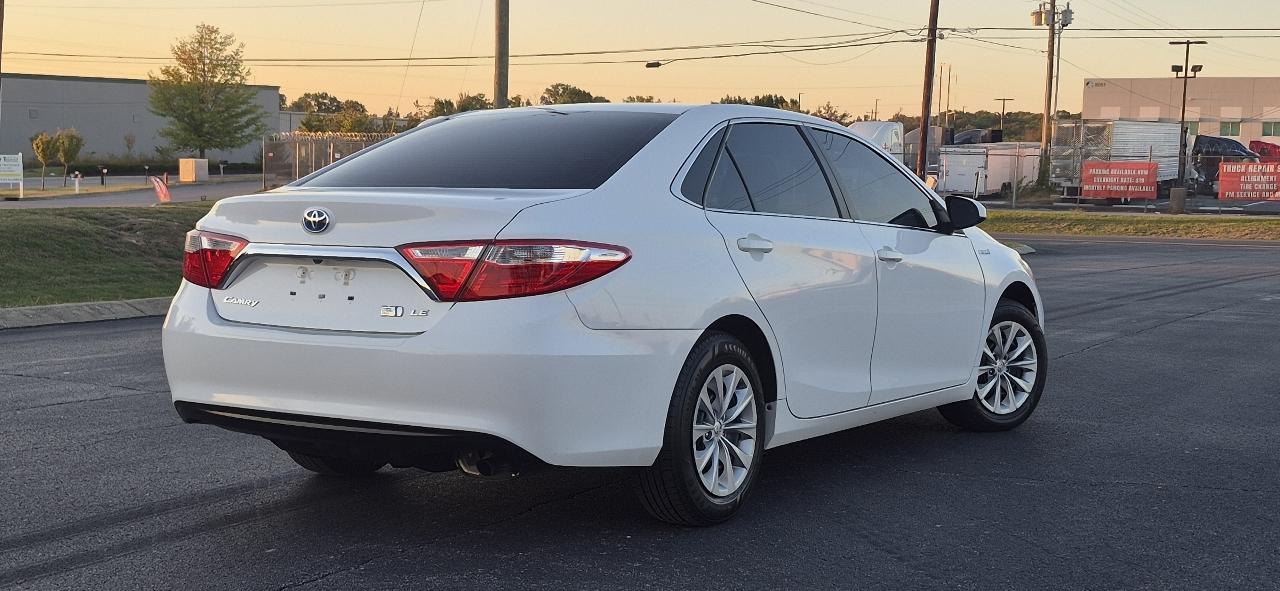 Toyota Camry Hybrid LE 2017