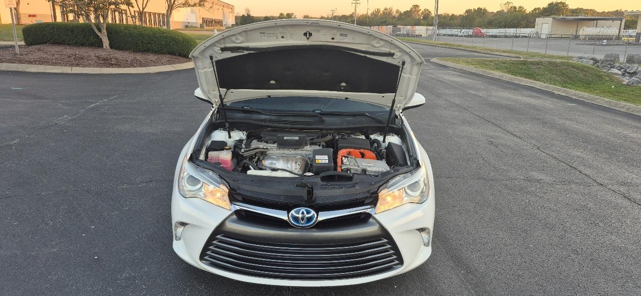 Toyota Camry Hybrid LE 2017