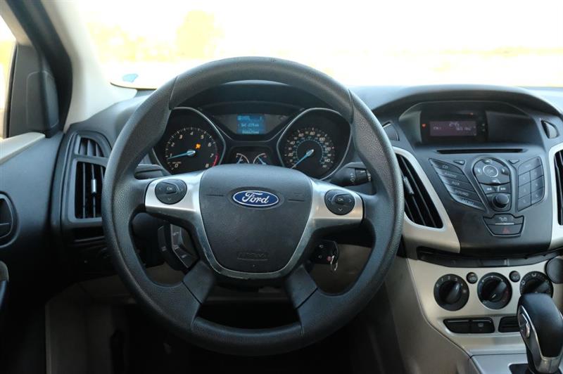 Ford Focus  2012 Ford Focus  2012