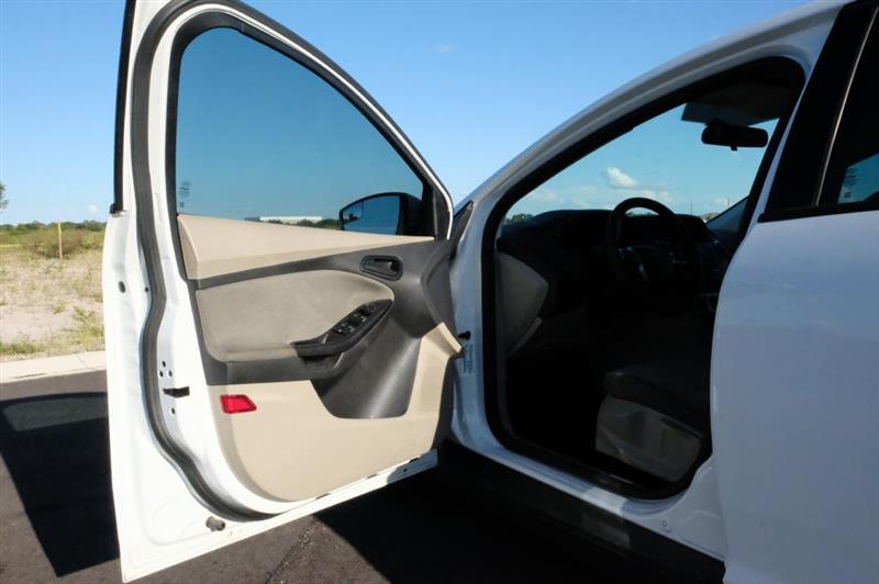 Ford Focus  2012 Ford Focus  2012