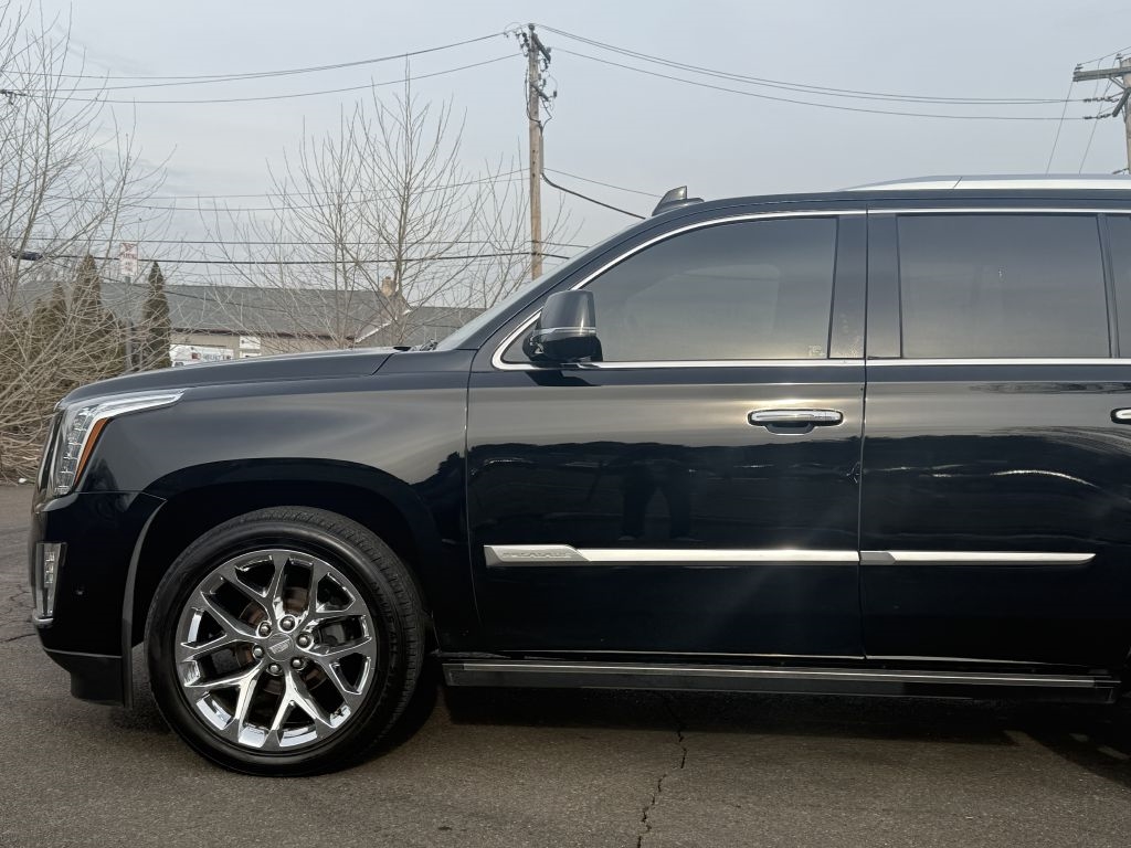 Cadillac Escalade  2017