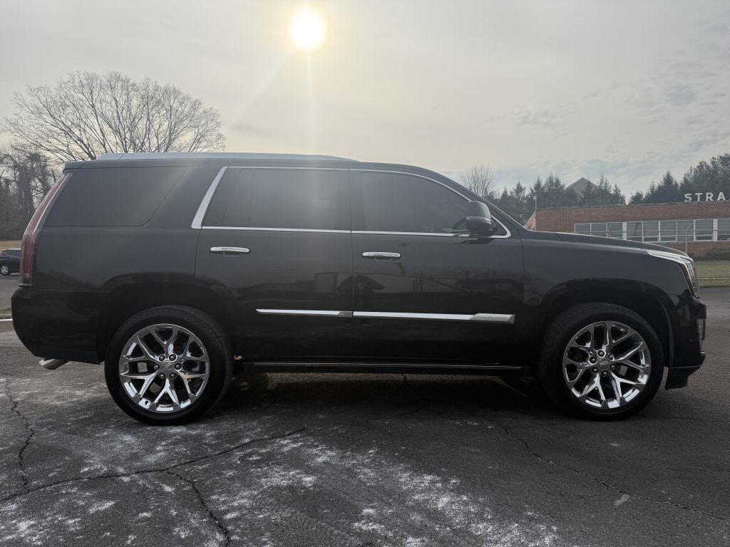 Cadillac Escalade  2017