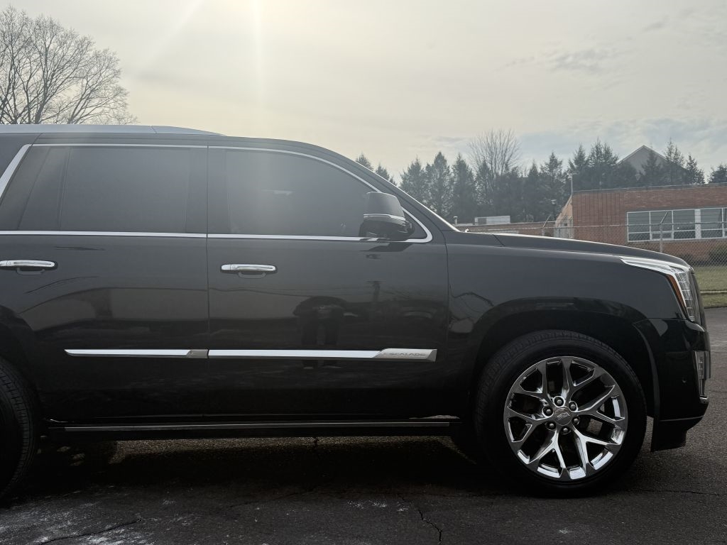 Cadillac Escalade  2017