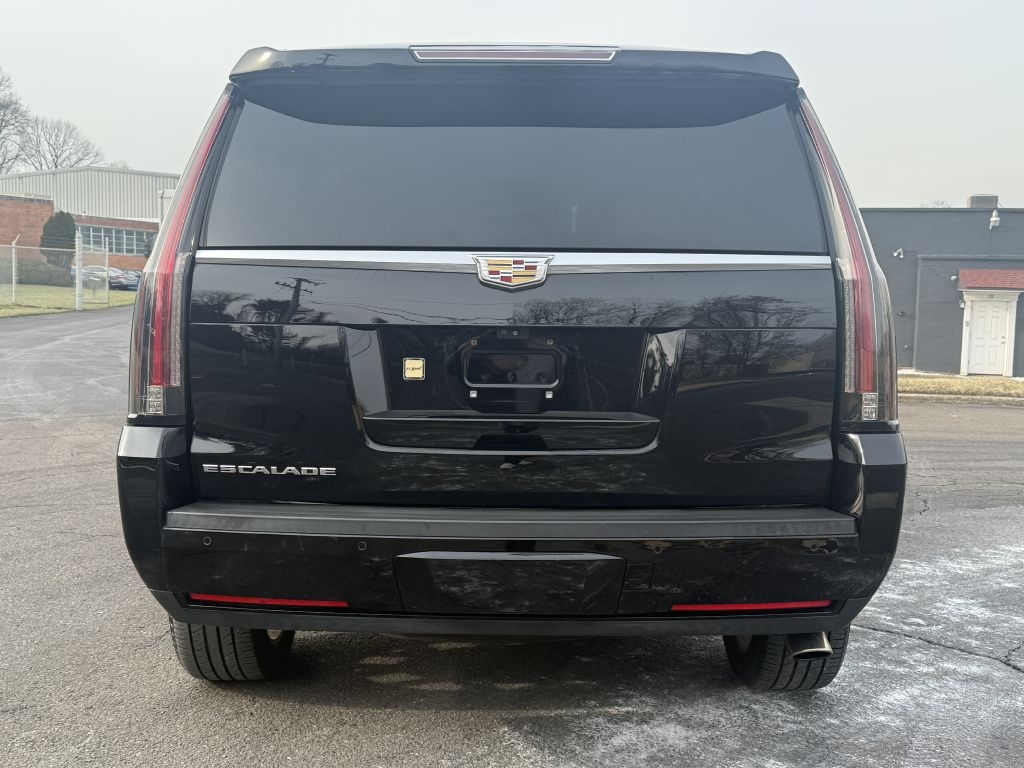 Cadillac Escalade  2017