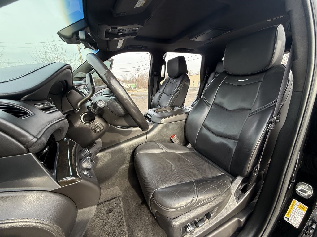 Cadillac Escalade  2017