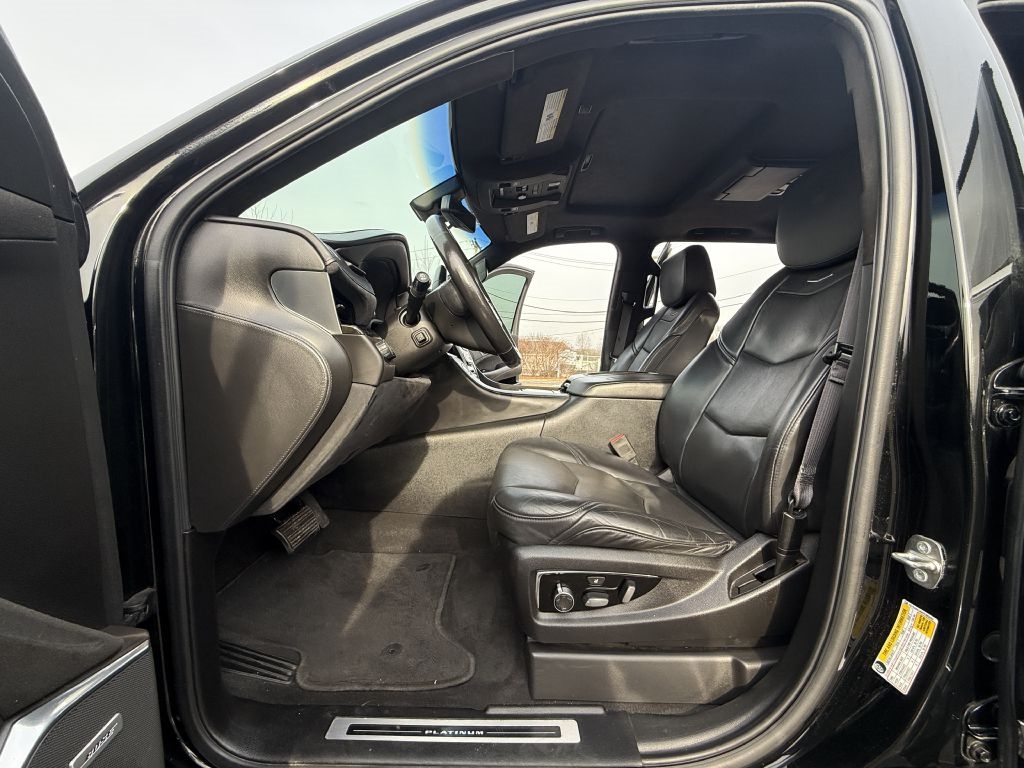 Cadillac Escalade  2017