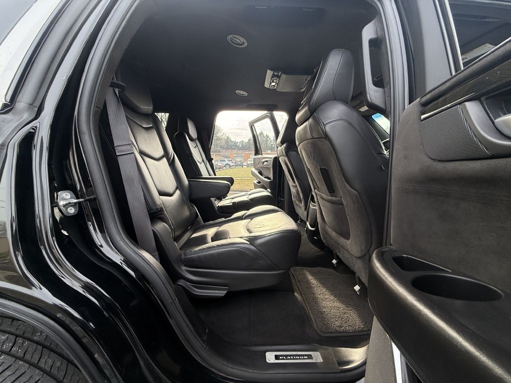 Cadillac Escalade  2017