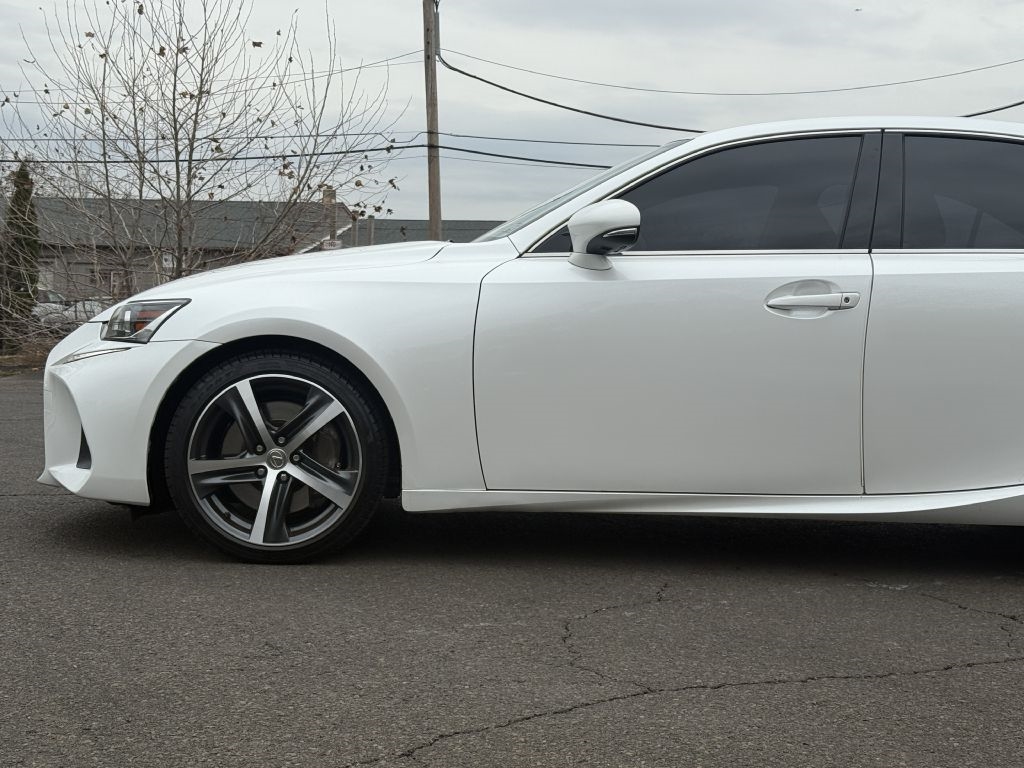 Lexus IS 300 AWD 2017