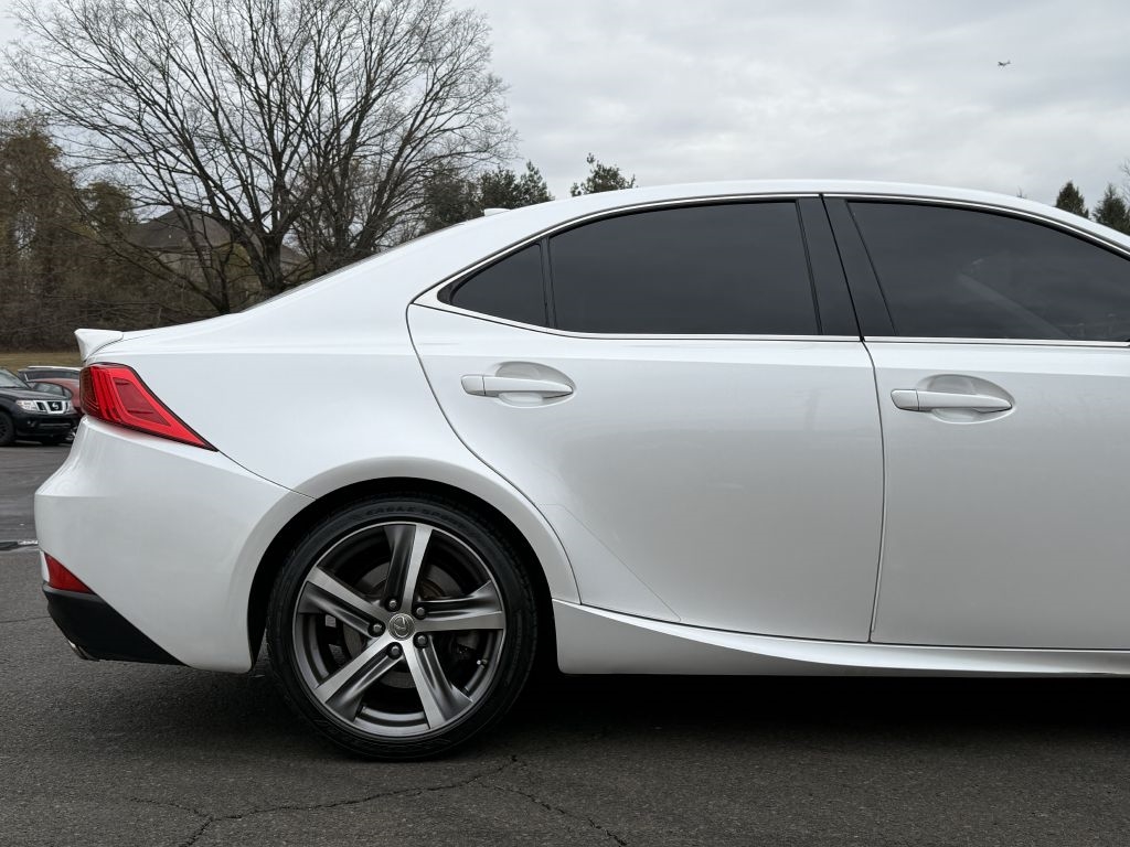 Lexus IS 300 AWD 2017