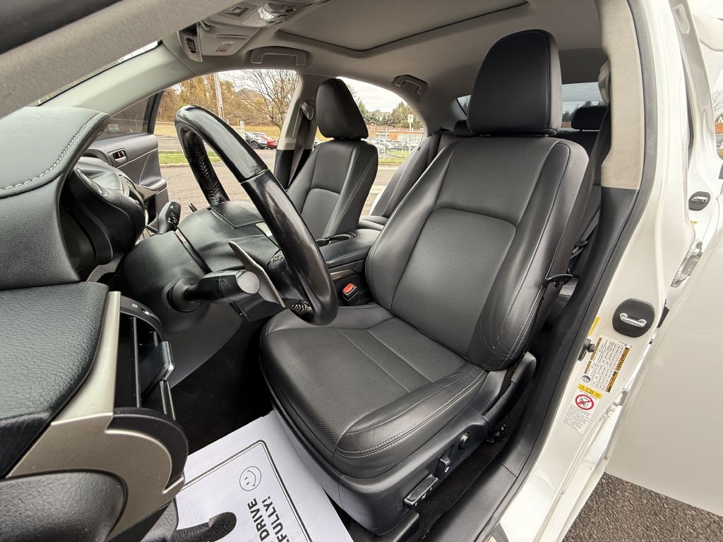 Lexus IS 300 AWD 2017