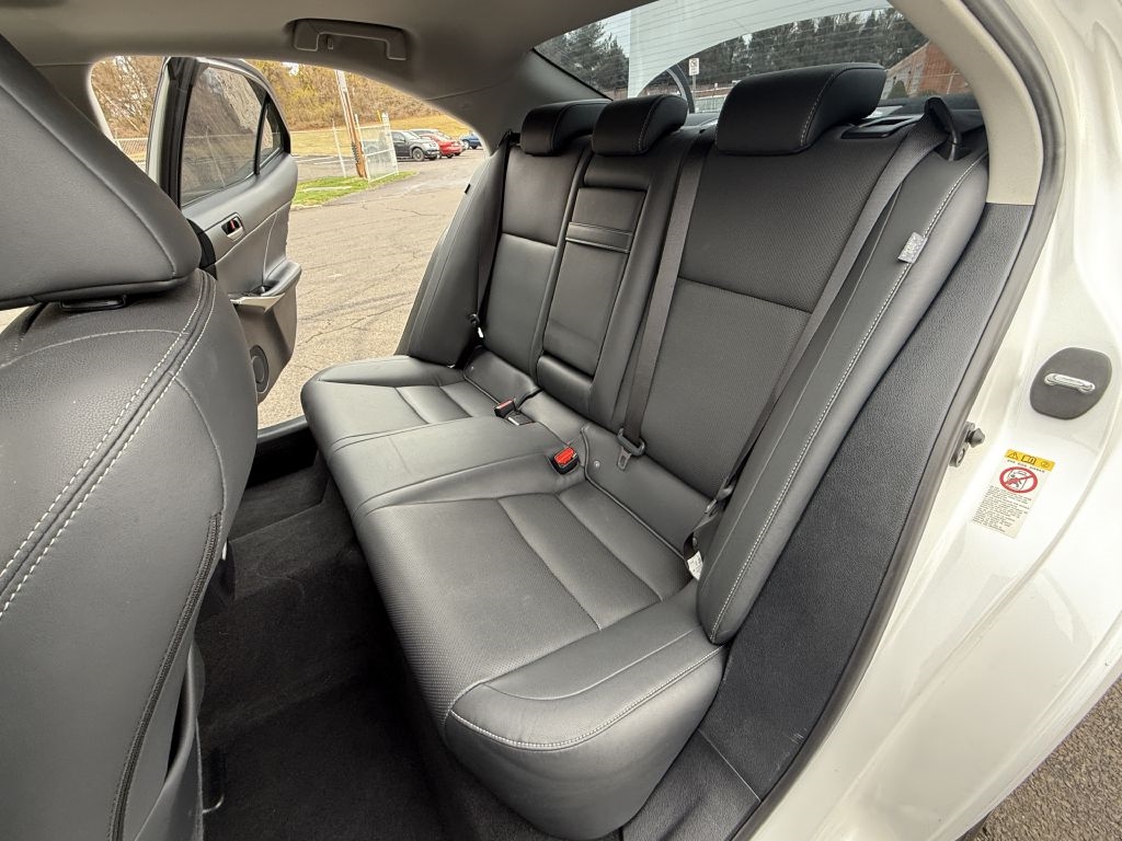 Lexus IS 300 AWD 2017