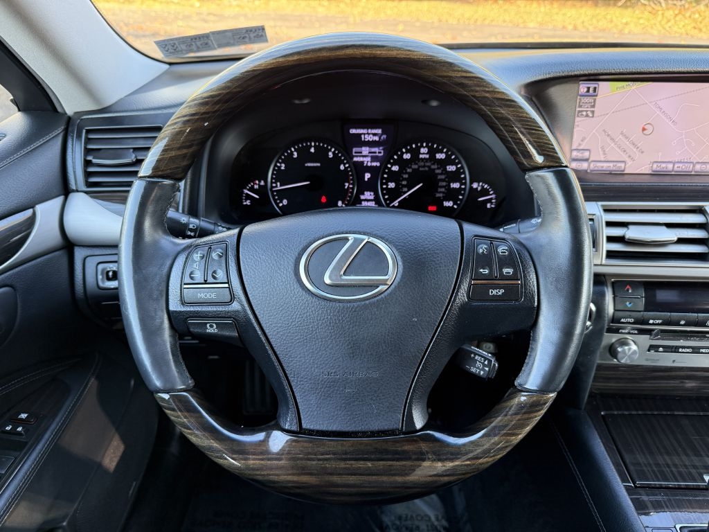 Lexus LS 460  2014