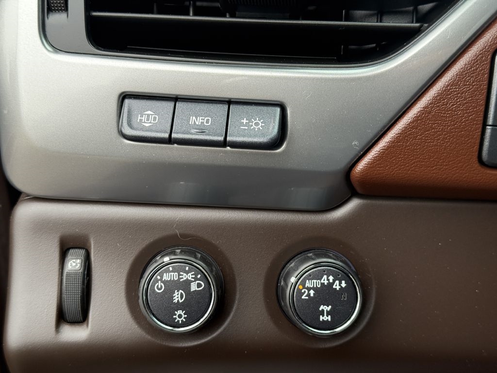 Chevrolet Tahoe  2018