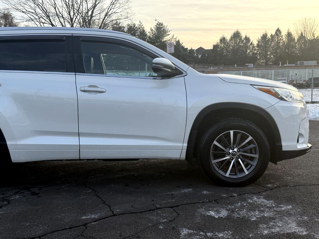 Toyota Highlander  2018
