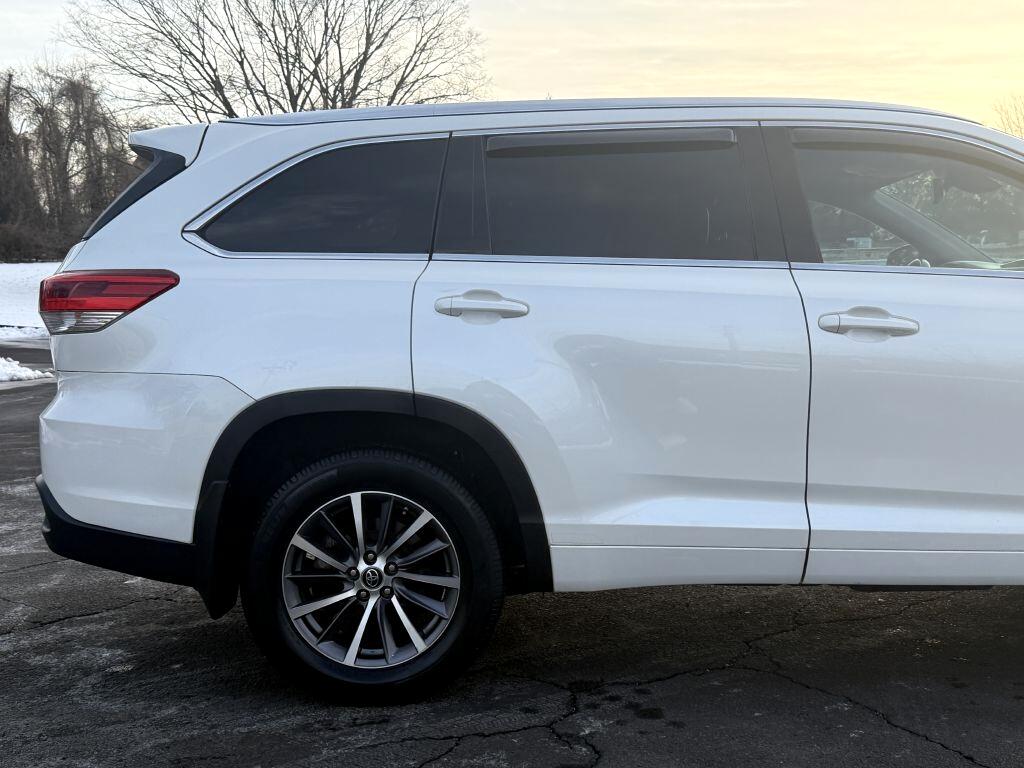 Toyota Highlander  2018
