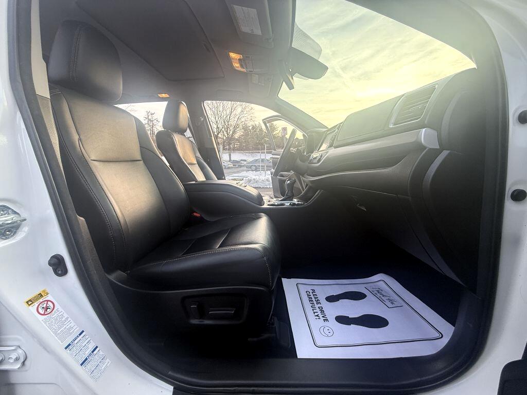 Toyota Highlander  2018