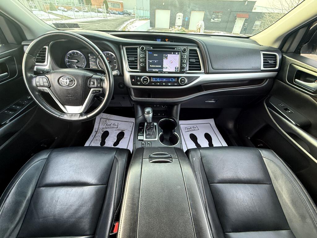 Toyota Highlander  2018