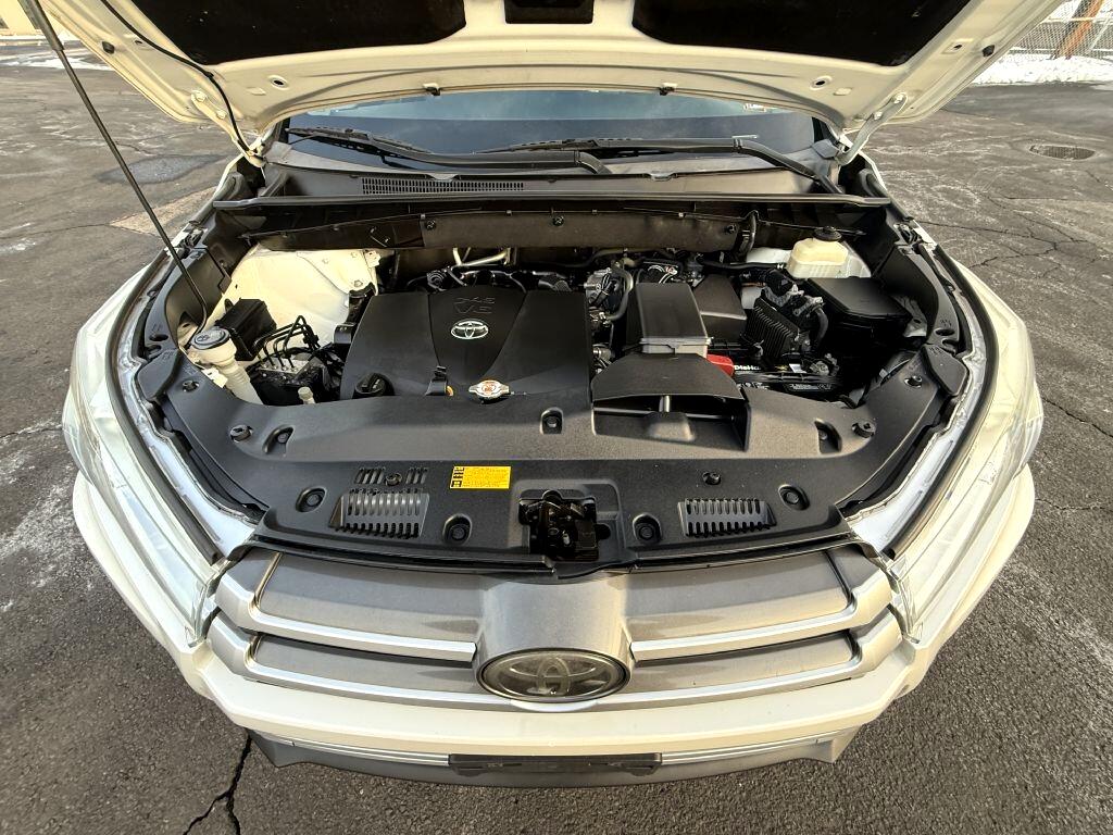 Toyota Highlander  2018