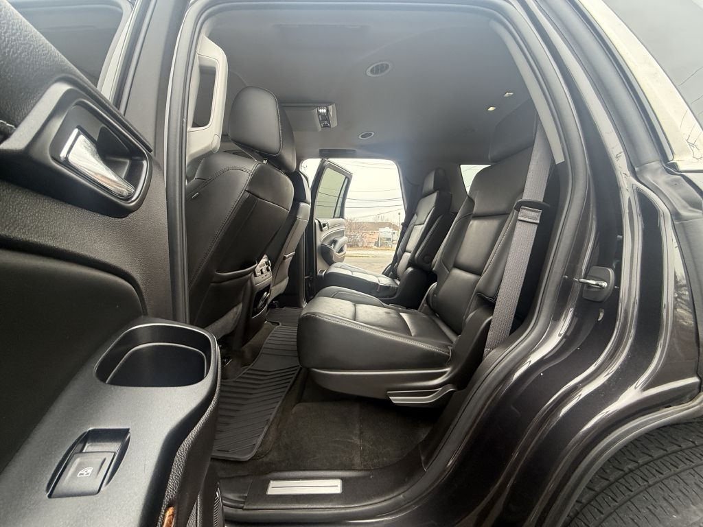 Chevrolet Tahoe  2017