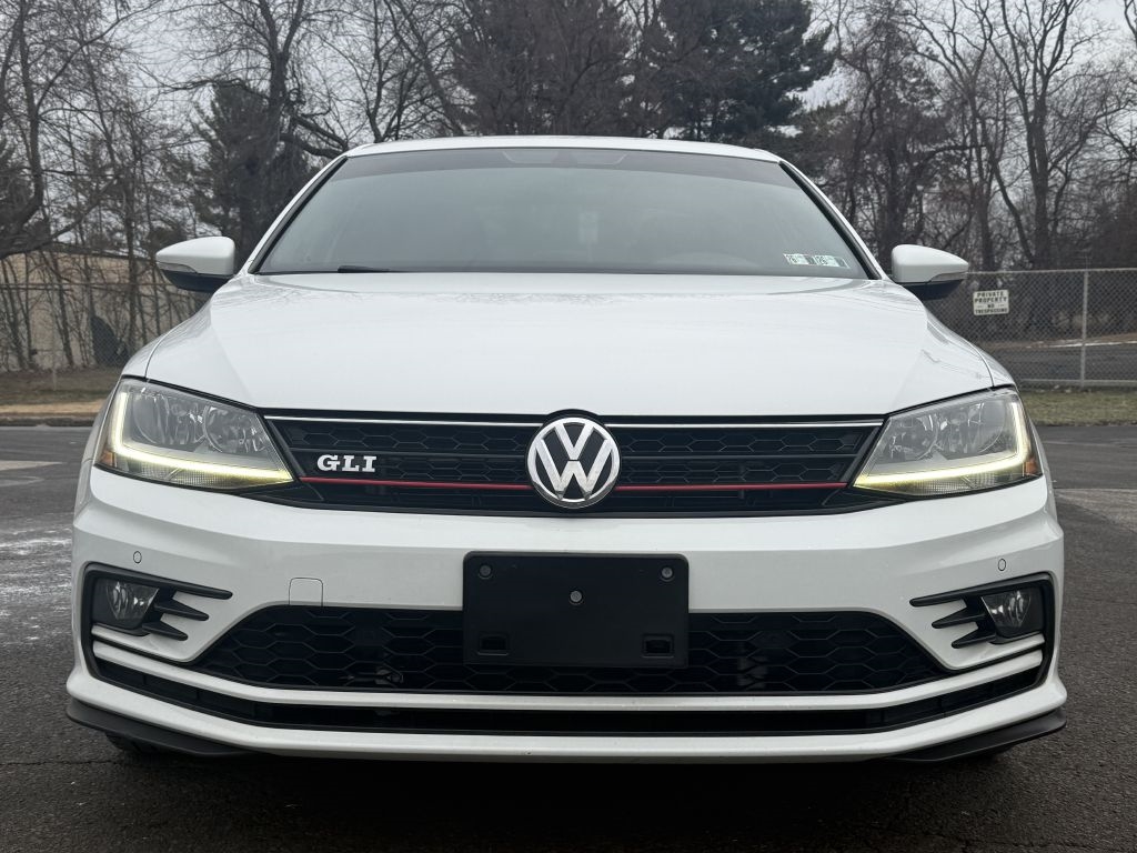 Volkswagen Jetta  2017