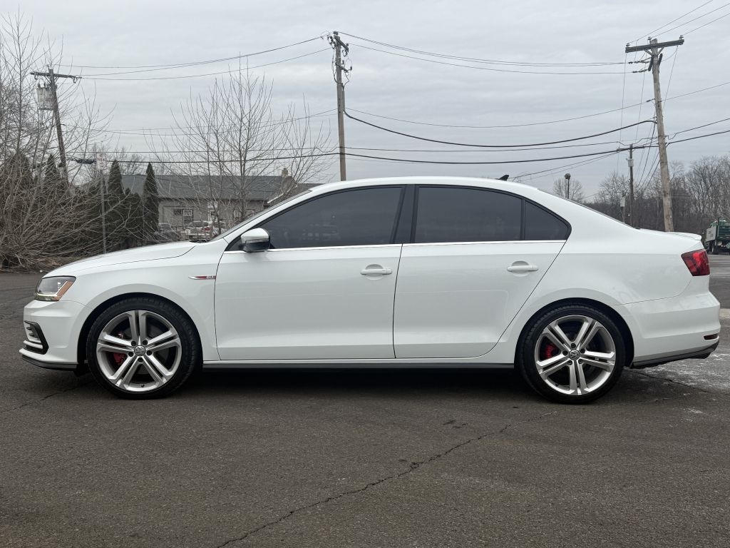 Volkswagen Jetta  2017