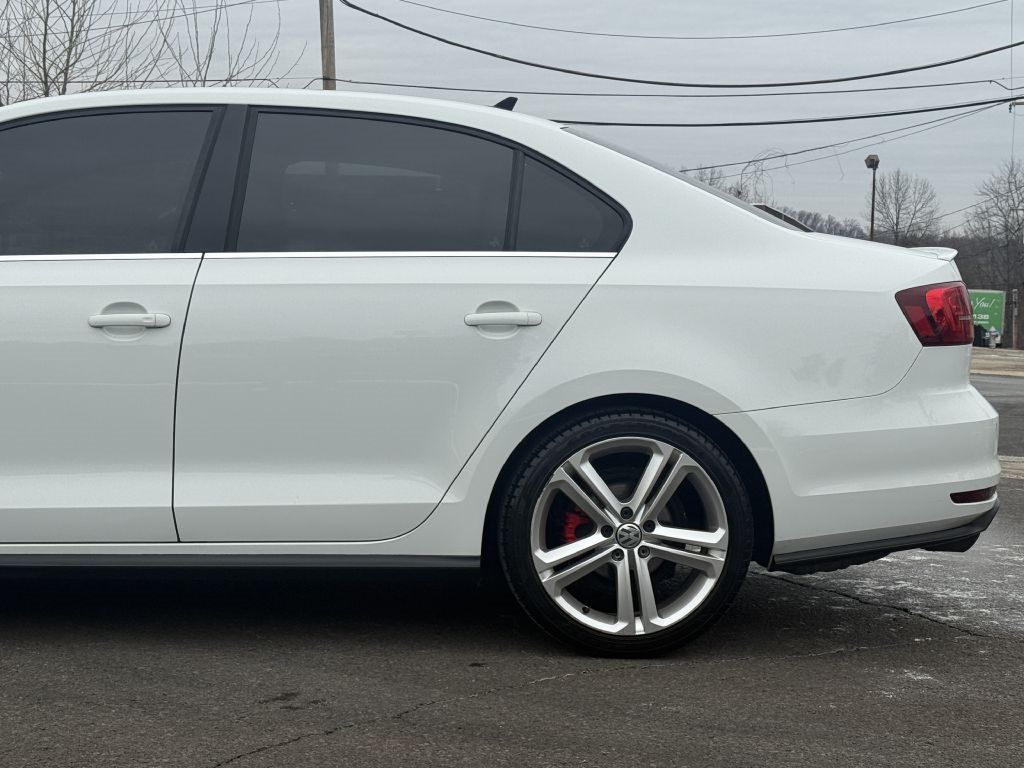 Volkswagen Jetta  2017