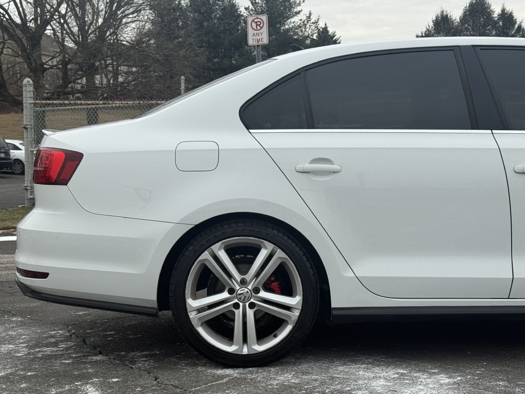 Volkswagen Jetta  2017