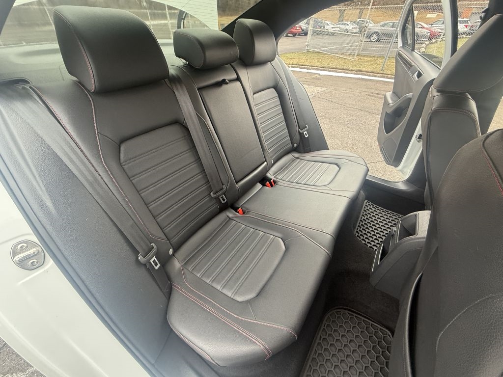 Volkswagen Jetta  2017