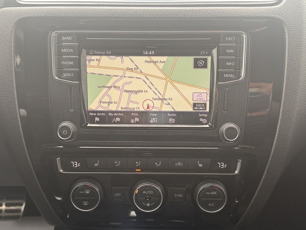 Volkswagen Jetta  2017