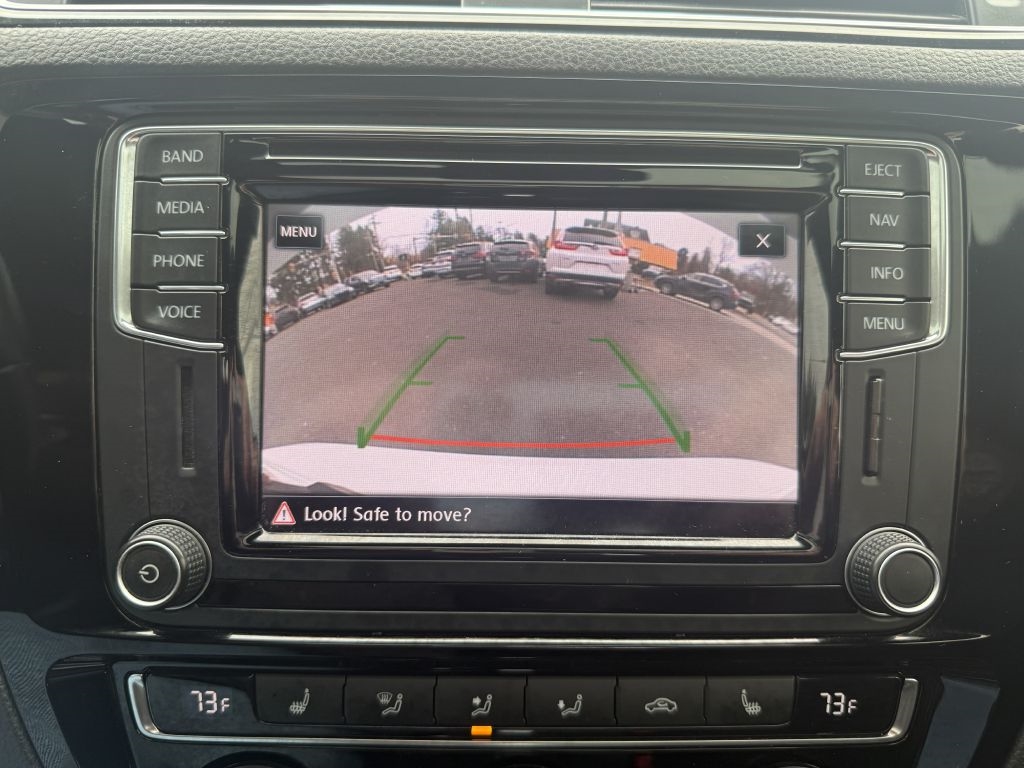 Volkswagen Jetta  2017