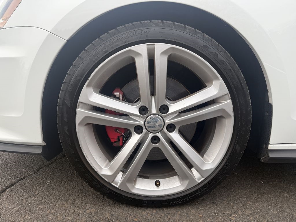 Volkswagen Jetta  2017