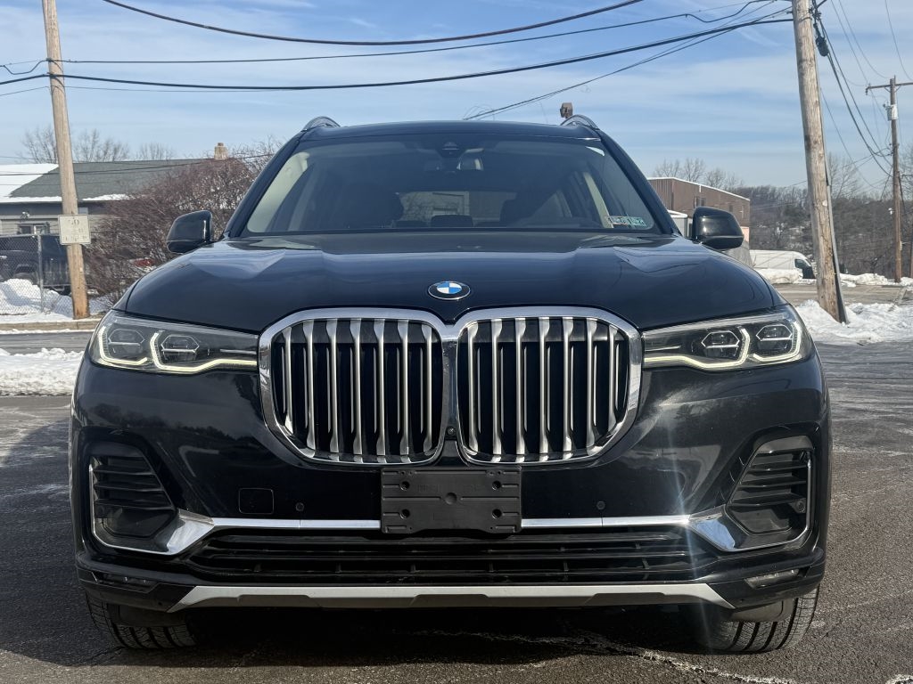 BMW X7  2021