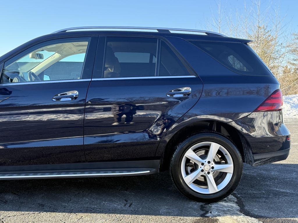 Mercedes-Benz GLE-Class  2016