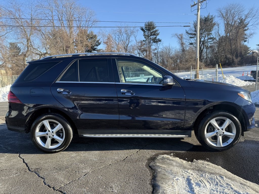 Mercedes-Benz GLE-Class  2016