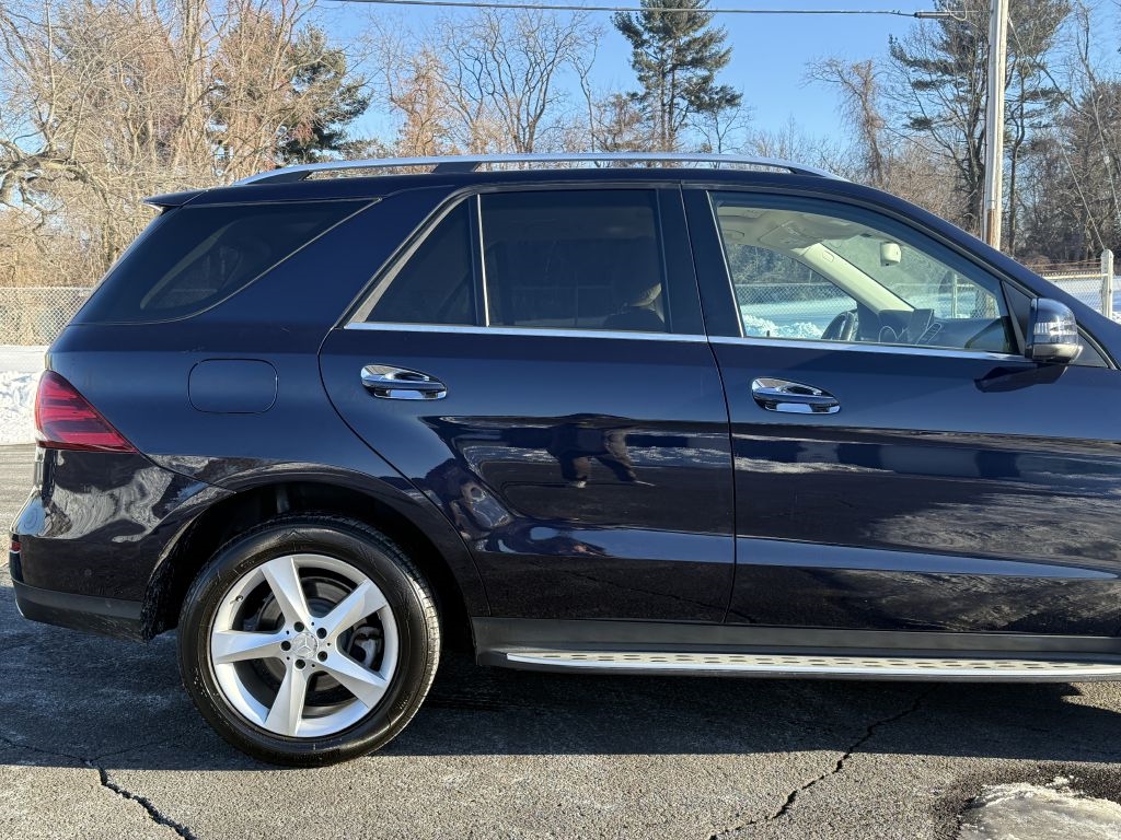 Mercedes-Benz GLE-Class  2016